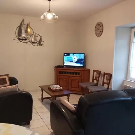 Holiday home Maison A 400 M De La